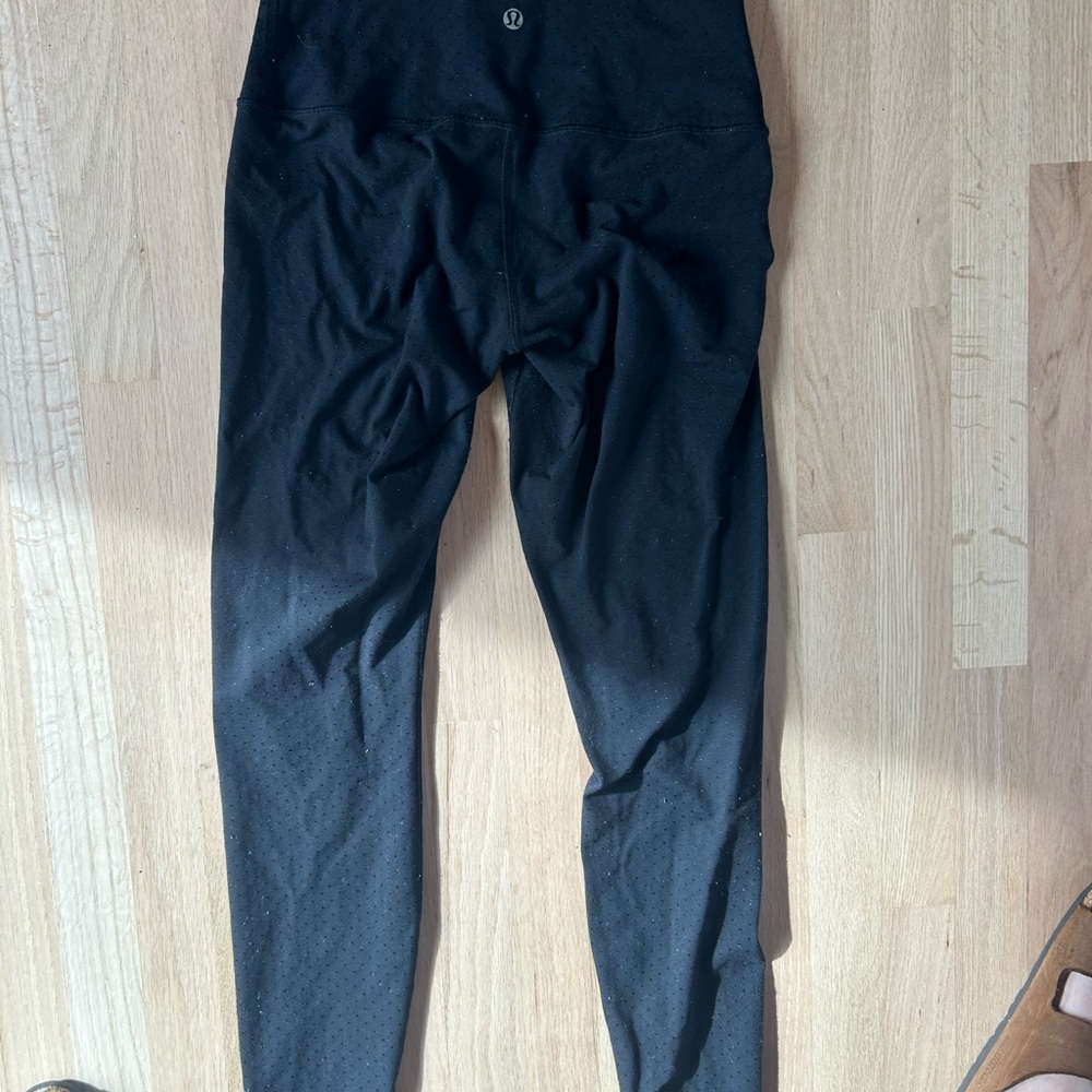 Lululemon wunder under black size 6